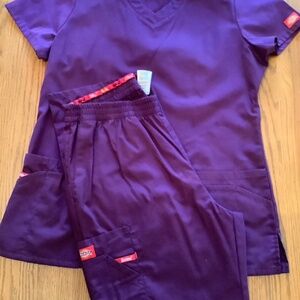 Women's Dickies Scrub Set Purple Size Medium